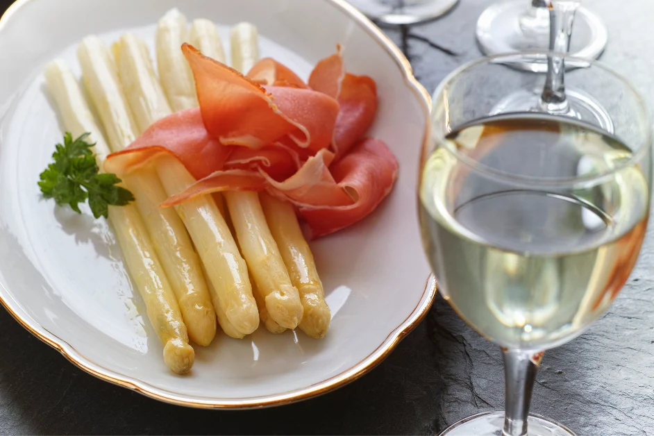 Welcher Wein passt zu Spargel