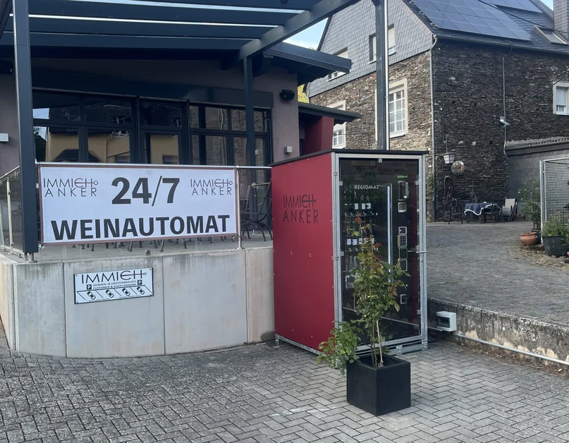 Der 24/7-Weinautomat des Weinguts Immich-Anker in Enkirch